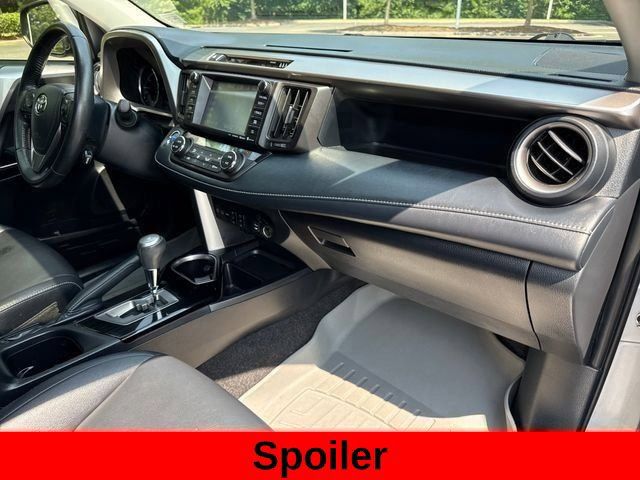 Used 2018 Toyota RAV4 Limited AWD/4WD image 53
