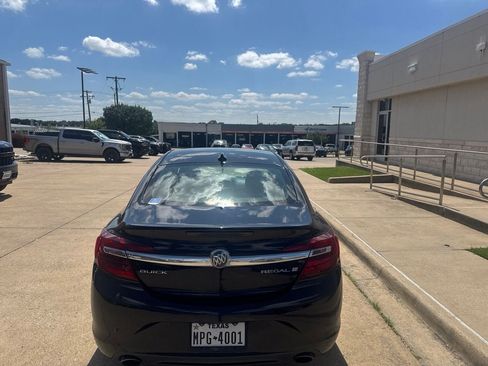 Used 2016 Buick Regal Premium w/ Driver Confidence Package #2 FWD image 5