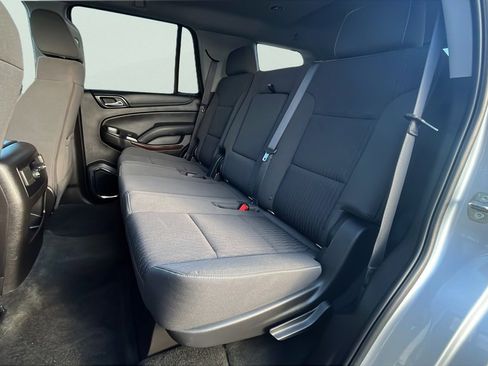 Used 2018 GMC Yukon SLE w/ SLE Value Package image 17