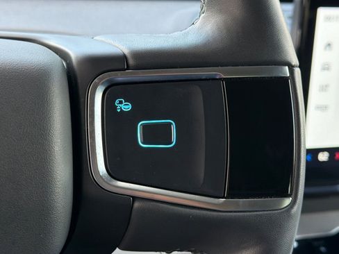 Certified 2025 Ford Expedition Active AWD/4WD image 30