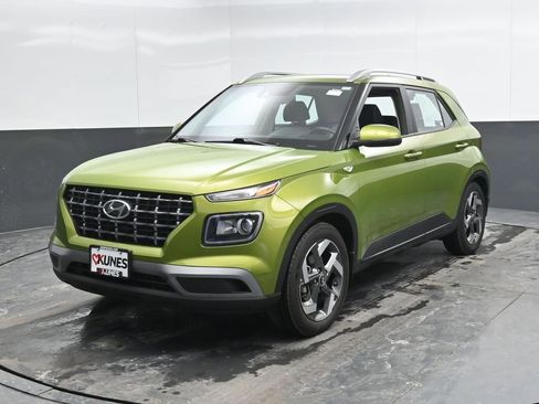 Used 2022 Hyundai Venue SEL image 41
