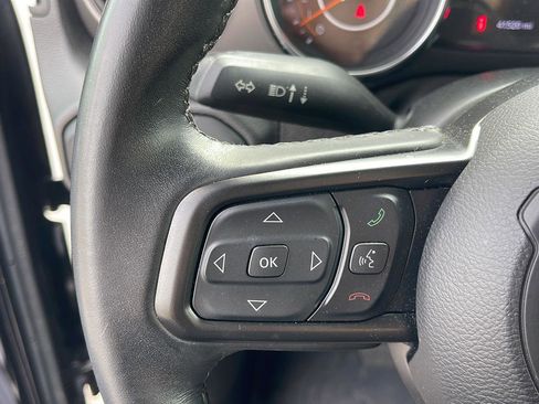 Used 2022 Jeep Wrangler Sport S image 15