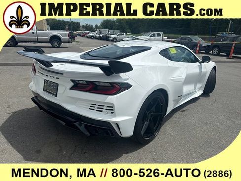 New 2026 Chevrolet Corvette E-Ray w/ ZER Performance Package AWD/4WD image 11