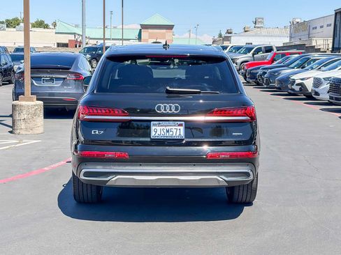 Used 2023 Audi Q7 3.0T Premium Plus w/ Premium Plus Package AWD/4WD image 3