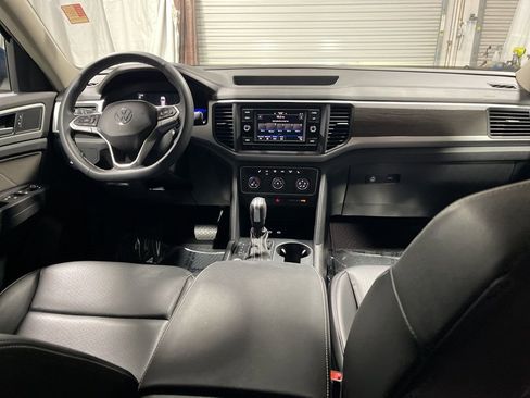 Used 2022 Volkswagen Atlas SE image 14
