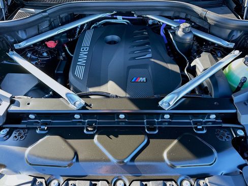 New 2026 BMW X6 xDrive40i image 25