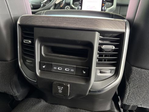 New 2026 RAM 3500 Laramie AWD/4WD image 20
