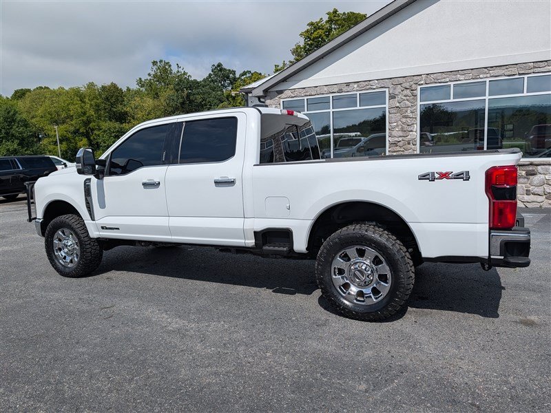 Used 2024 Ford F250 Lariat w/ Chrome Package AWD/4WD image 4