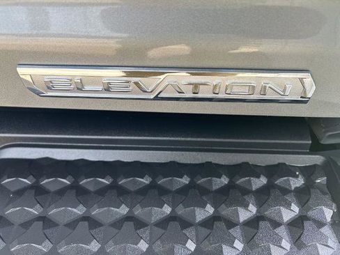 Used 2024 GMC Canyon Elevation RWD image 25