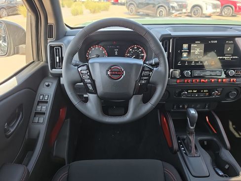 New 2026 Nissan Frontier Pro-X w/ Pro-X Convenience Package RWD image 11