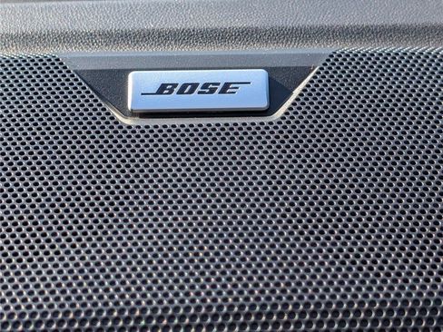 Used 2025 Chevrolet Colorado Z71 w/ Midnight Edition image 21