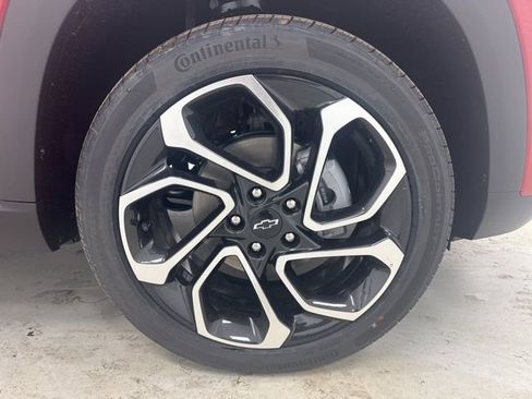 New 2026 Chevrolet Trax RS w/ Driver Confidence Package image 30