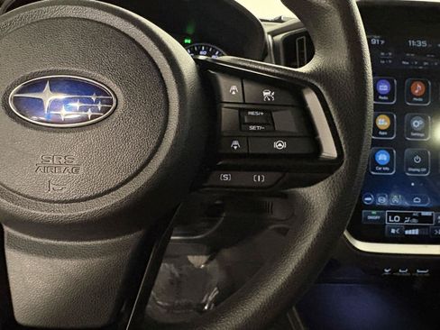 Used 2024 Subaru Crosstrek 2.0i Premium AWD/4WD image 17