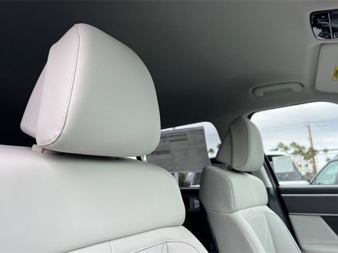 New 2026 Hyundai Santa Fe SEL image 18