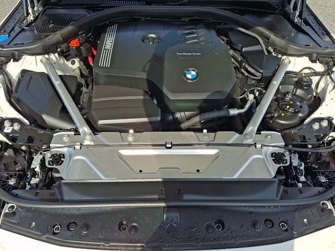 Used 2023 BMW 430i Gran Coupe xDrive w/ M Sport Package AWD/4WD image 27
