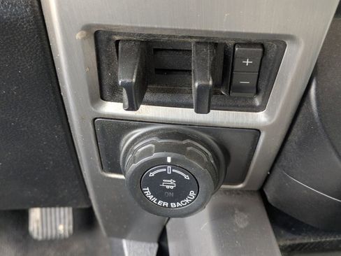 Used 2021 Ford F250 Platinum image 16