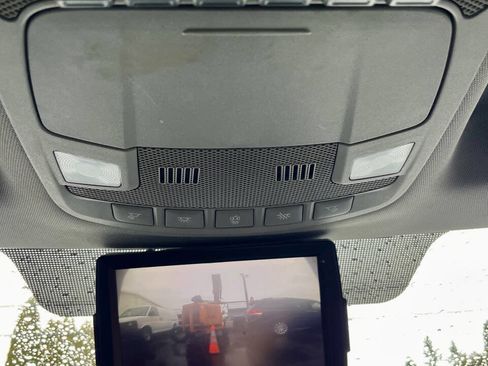 Used 2019 Ford F550 2WD Regular Cab Super Duty image 12