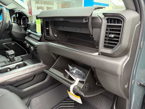 New 2026 Chevrolet Silverado 1500 LTZ w/ Z71 Off-Road Package image 43