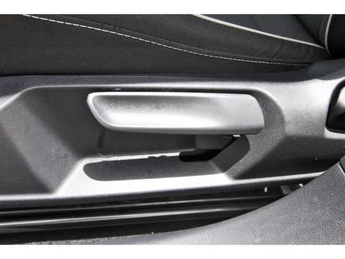 Used 2025 Volkswagen Jetta Sport FWD image 27