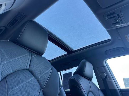 Certified 2026 Toyota Highlander Platinum image 24