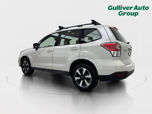 Used 2017 Subaru Forester 2.5i w/ Alloy Wheel Package AWD/4WD image 4