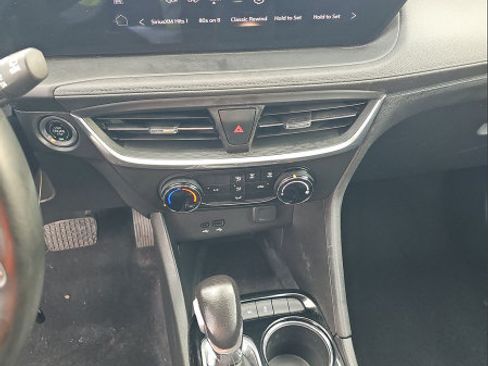 Used 2024 Buick Encore GX Preferred FWD image 6