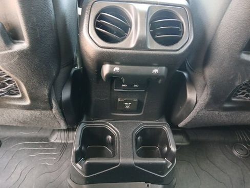 Used 2021 Jeep Gladiator Mojave AWD/4WD image 24