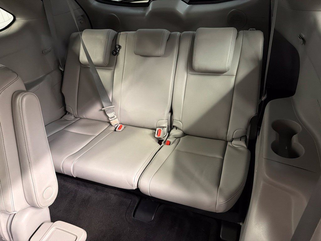 Used 2015 Toyota Highlander Limited AWD/4WD image 33