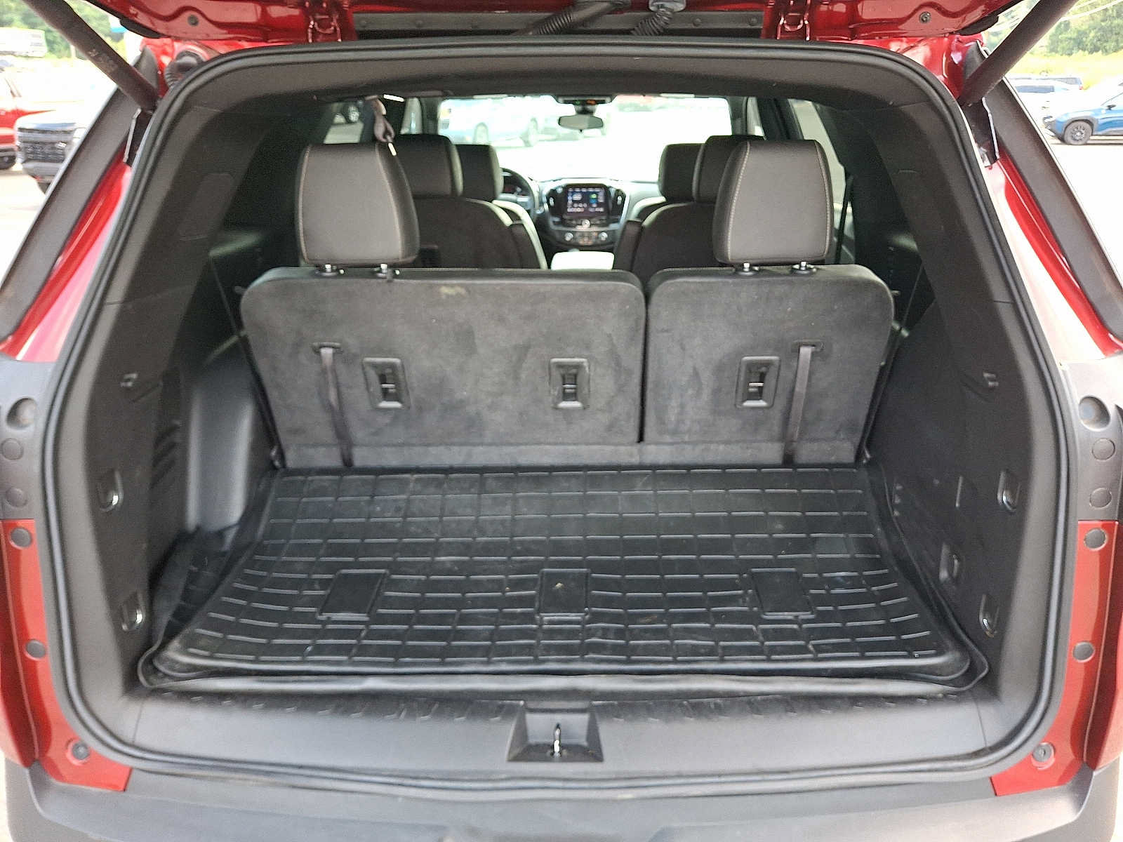 Used 2023 Chevrolet Traverse LT AWD/4WD image 27
