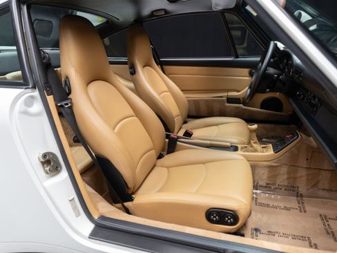 Used 1995 Porsche 911 Carrera image 10