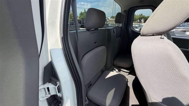 Used 2019 Nissan Frontier S RWD image 9