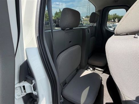 Used 2019 Nissan Frontier S RWD image 9