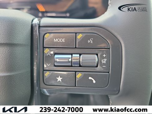 New 2027 Kia Seltos S FWD image 23