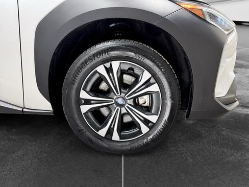 Used 2023 Subaru Solterra AWD image 32