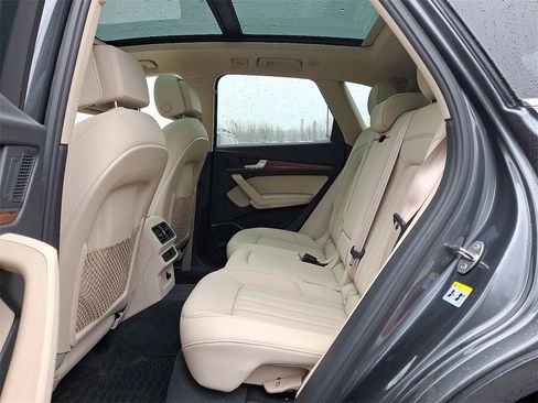 Used 2022 Audi Q5 2.0T Premium Plus image 10