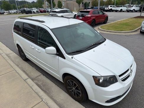 Used 2017 Dodge Grand Caravan GT FWD image 7
