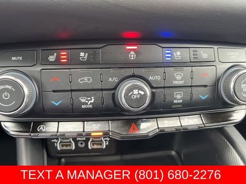 Used 2024 Dodge Durango GT AWD/4WD image 22