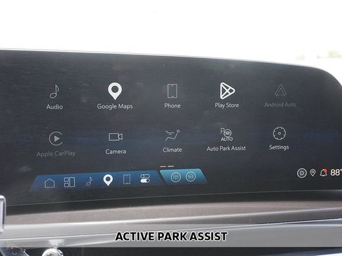 Used 2024 Cadillac Lyriq Tech w/ Driver Assist Package RWD image 5