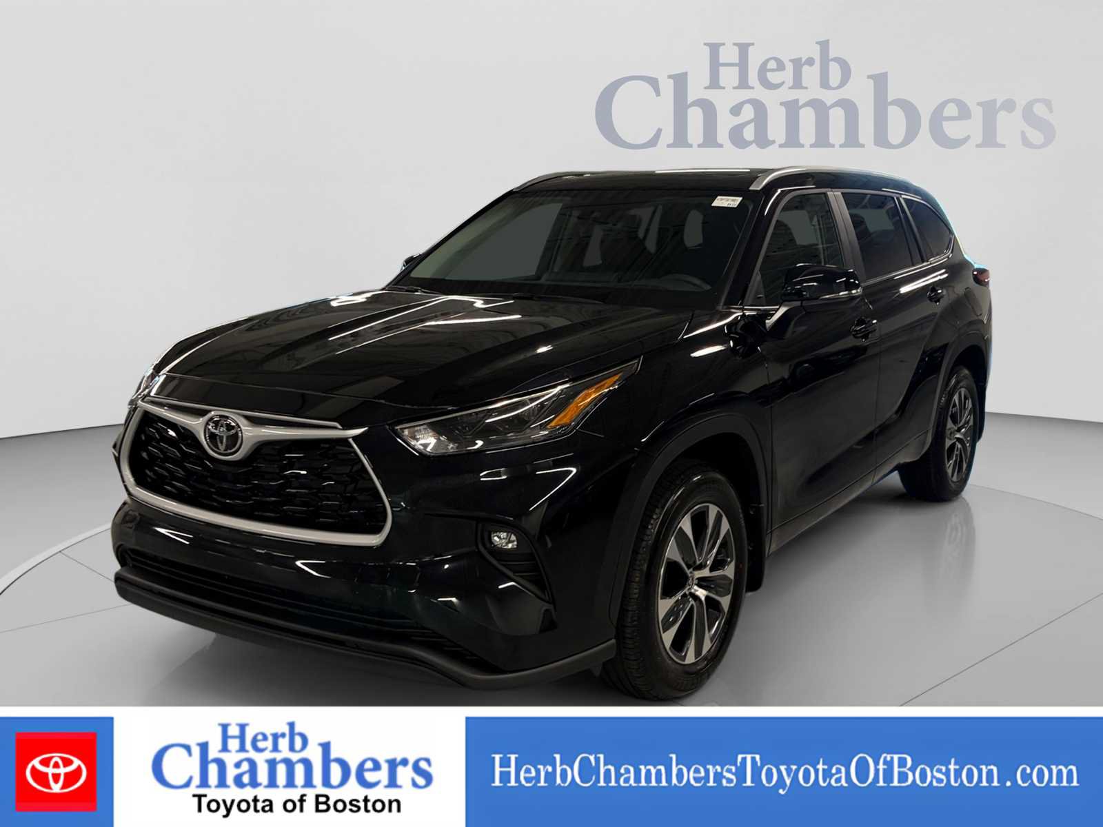 Used 2026 Toyota Highlander XLE AWD/4WD image 10