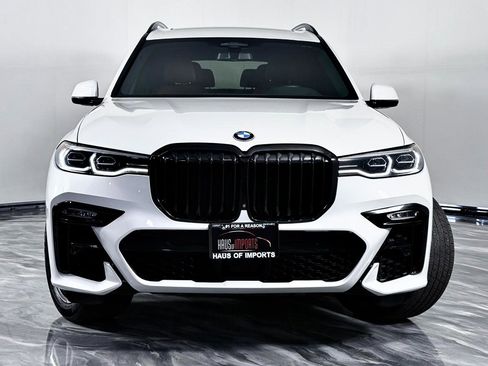 Used 2020 BMW X7 xDrive40i w/ M Sport Package AWD/4WD image 7