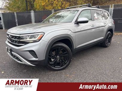 Used 2022 Volkswagen Atlas SE w/ Panoramic Sunroof Package