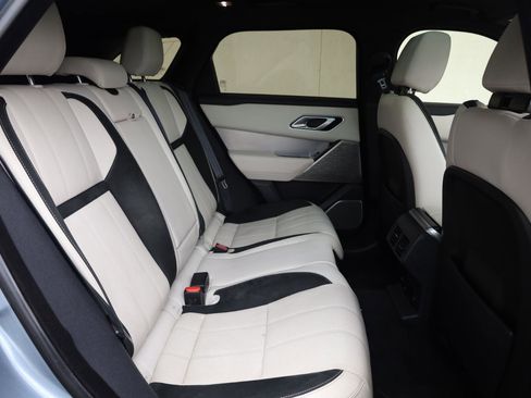 Used 2019 Land Rover Range Rover Velar R-Dynamic SE AWD/4WD image 23