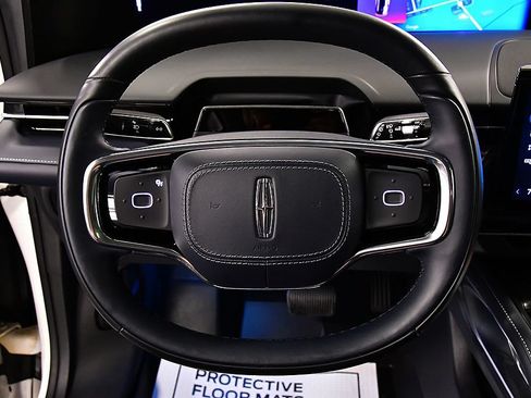 Used 2024 Lincoln Nautilus Reserve w/ Equipment Group 202A AWD/4WD image 20