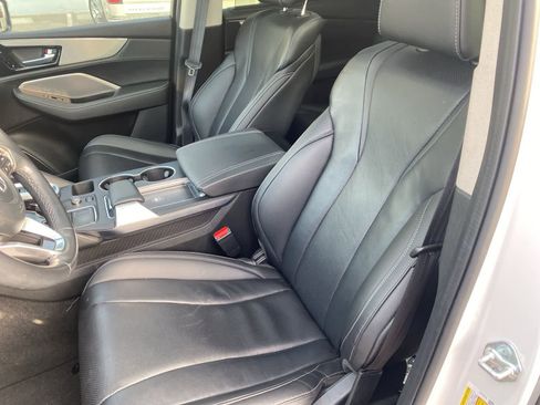 Used 2023 Acura MDX FWD w/ Technology Package image 11