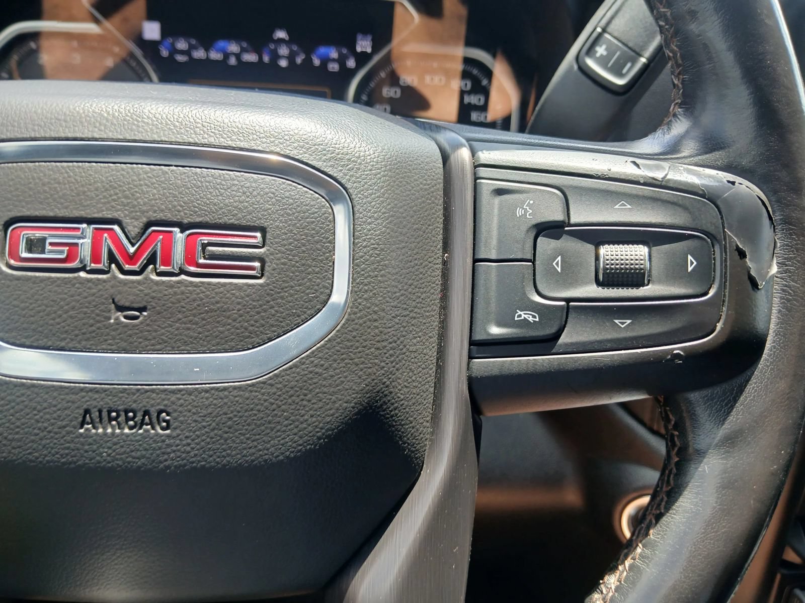Used 2020 GMC Sierra 1500 AT4 w/ Off Road Performance Package AWD/4WD image 27