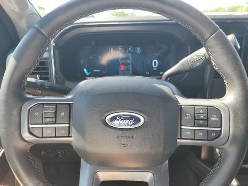Used 2026 Ford F250 Lariat AWD/4WD image 19