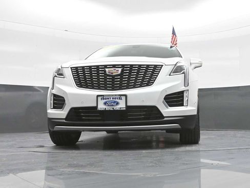 Used 2022 Cadillac XT5 Premium Luxury w/ Platinum Package AWD/4WD image 38