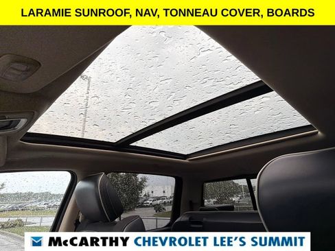 Used 2019 RAM 1500 Laramie AWD/4WD image 6