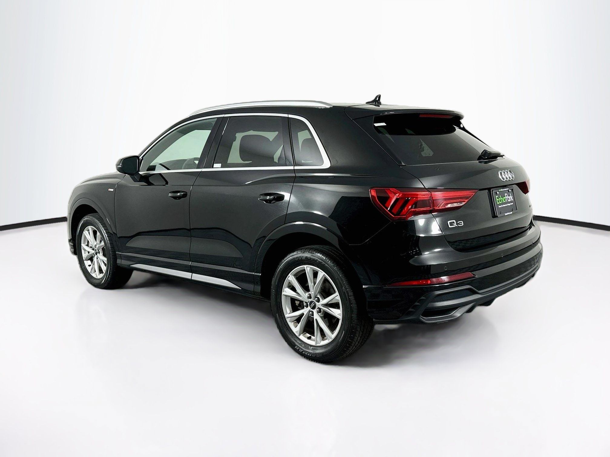Used 2025 Audi Q3 2.0T Premium AWD/4WD image 5