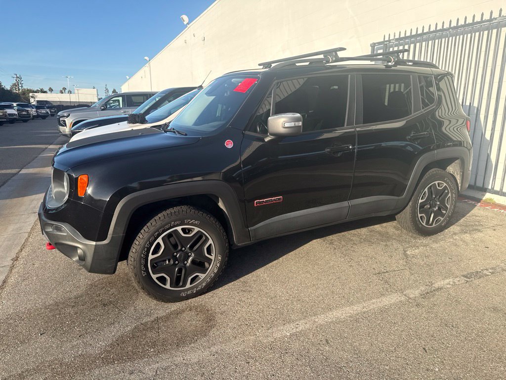 Used 2016 Jeep Renegade Trailhawk AWD/4WD image 15